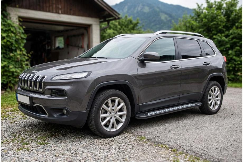 Jeep Cherokee KL 2013– Stranske stopnice Vision New Black (2 kos, aluminij) Image