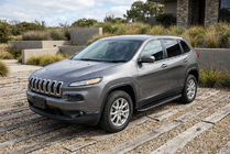 Jeep Cherokee KL 2013– Stranske stopnice Bosphore Black (2 kos, aluminij) fotografija 1
