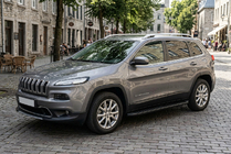 Jeep Cherokee KL 2013– Stranski pragovi Tayga Black (2 kos, aluminij) fotografija 1