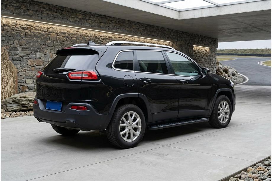 Jeep Cherokee KL 2013– Bočne stopnice Allmond Black (2 kosa, aluminij) Image