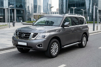 Nissan Armada 2016–2024 Stranske stopnice Vision New Black (2 kos, aluminij) fotografija 1