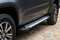 Volkswagen Amarok 2022– Stranski pragovi Line (2 kos, aluminij) fotografija 1