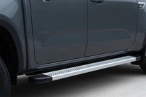 Volkswagen Amarok 2022– Bočne stopnice Maya V2 (2 kos, aluminij) fotografija 1