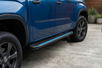 Volkswagen Amarok 2022– Bočne stopnice Maya Blue (2 kos, aluminij) fotografija 1
