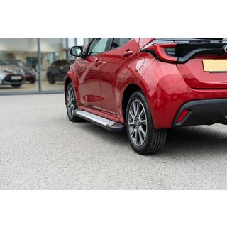 Stranske stopnice Allmond Grey (2 kosa, aluminij) Toyota Yaris/Yaris Cross (XP210) 2020– fotografija 1