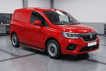 Renault Kangoo/Express 2021– Stranske stopnice Maya Red (2 kosa, aluminij) Renault Express 2021↗ letnik fotografija 1