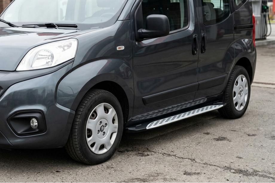Peugeot Bipper 2008–2017 Stranske stopnice Shining V1 (2 kos, aluminij) Image