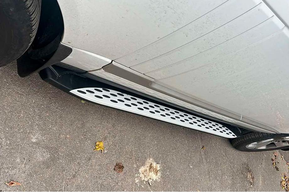 Range Rover IV L405 2013–2021 Stranske stopnice Shining V1 (2 kos, aluminij) Fotografija 1