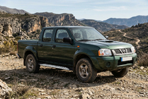Nissan NP300 1999–2015 Stranske stopnice Shining V1 (2 kos, aluminij) fotografija 1