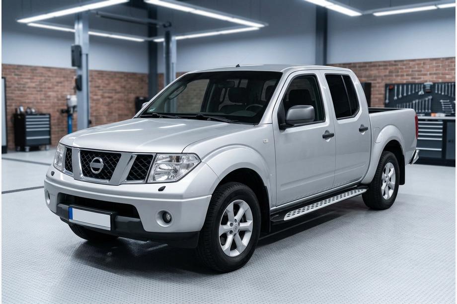 Nissan Navara 2006–2015 Stranske stopnice Shining V1 (2 kos, aluminij) Fotografija 1