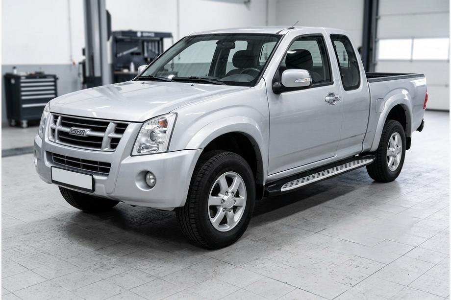 Isuzu D-Max 2002–2011 Stranske stopnice Shining V1 (2 kos, aluminij) Image