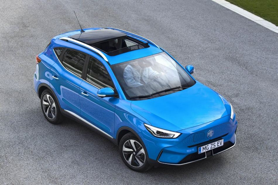 Pregled prenovljenega električnega križanca MG ZS EV