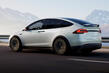 Tesla Model X: pregled prenovljenega crossoverja fotografija 4