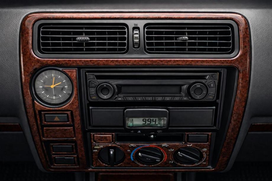 Toyota Land Cruiser 90 Prado 1996–2002 Obloge armaturne plošče V2 Image