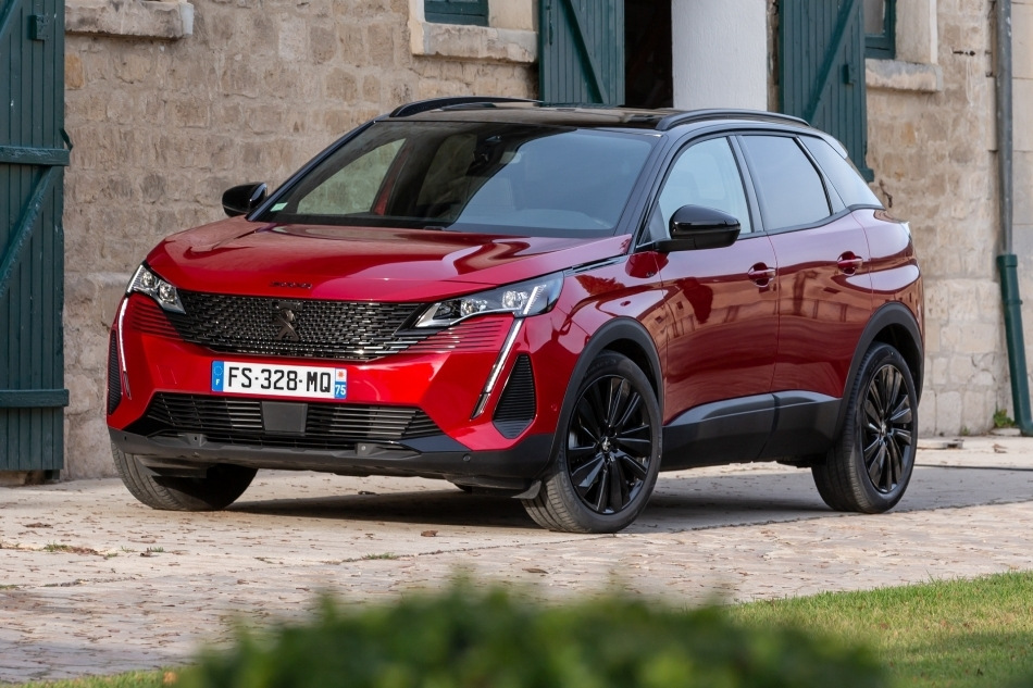 Test prenovljenega križanca Peugeot 3008 druge generacije