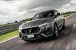 Pregled posodobljenega križanca Maserati Levante fotografija 2