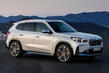Pregled kompaktnega električnega križanca BMW iX1 fotografija 2