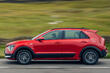 KIA Niro Hybrid druge generacije: pregled crossoverja fotografija 3