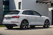 Pregled posodobljenega športnega križanca Audi SQ5 fotografija 4