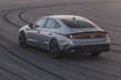 Test prenovljene limuzine 8. generacije Hyundai Sonata fotografija 4