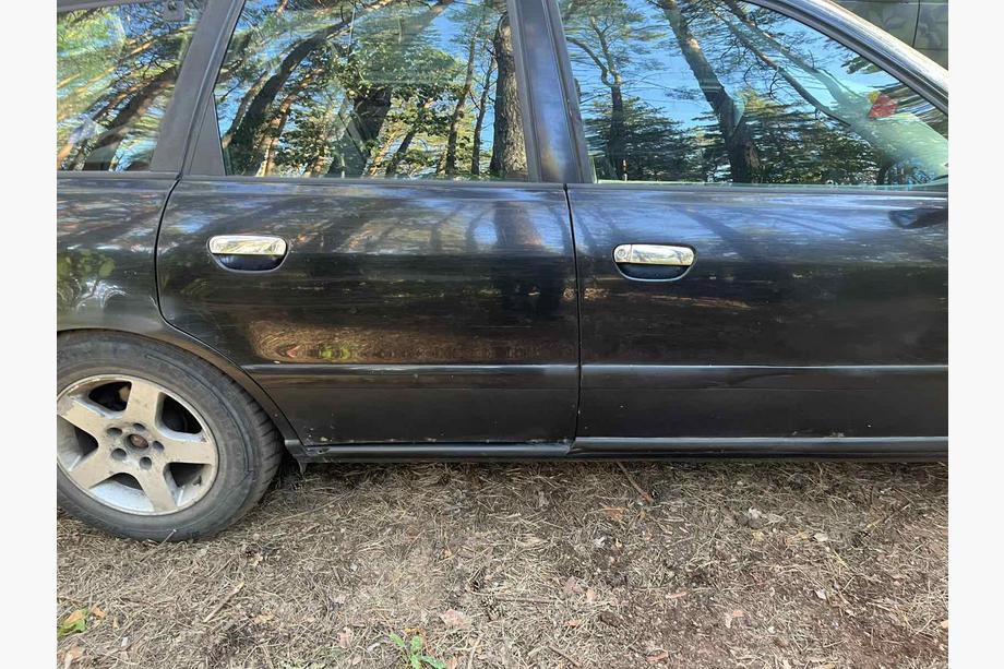 Audi A4 B5 1994–2001 Kromirane obloge kljuk 1999-2001 (4 kosi, nerjaveče jeklo) Image