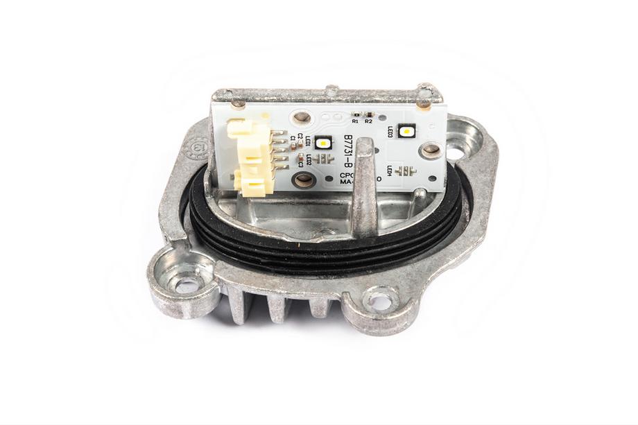 BMW serija 2 F22/F23 2014–2021 LED modul za žaromet 63117388924/2 (1 kos, desni) Image