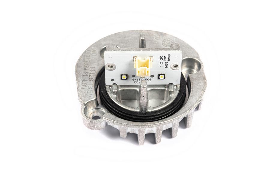 BMW serija 2 F22/F23 2014–2021 LED modul za žaromet 63117388924/1 (1 kos, desni) Fotografija 1
