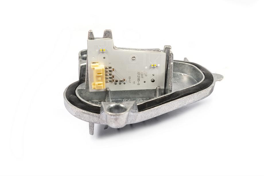 BMW serija 4 F32/F33/F36 2012–2020 LED modul za žaromet 63117493228 (1 kos, desni) Fotografija 1