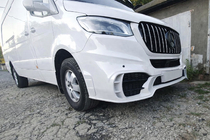 Mercedes Sprinter W907/W910 2018– Sprednji odbijač z masko V2 (AMG) fotografija 4