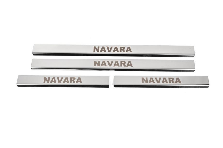 Nissan Navara 2006–2015 Zaščitne letve pragov (4 kosi, nerjaveče jeklo) Image