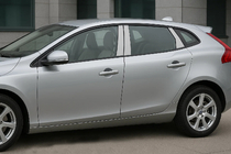 Volvo V40 2012– Obloge stebričkov vrat (nerjaveče jeklo) fotografija 1