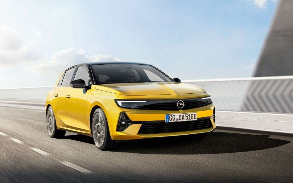 Pregled kompaktne kombilimuzine Opel Astra šeste generacije