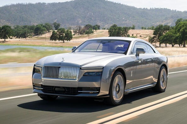 Rolls-Royce Spectre: pregled električnega kupeja