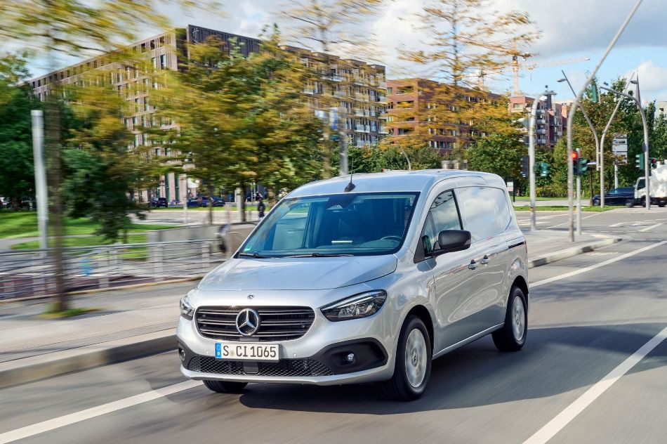 Test kompaktnega mestnega dostavnika Mercedes-Benz Citan Furgon