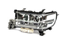 Toyota Land Cruiser 200 2007–2021 Levi sprednji žaromet 2016+ (Original) fotografija 2