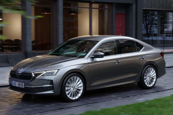 Skoda Octavia 2024: posodobljeni liftback četrte generacije