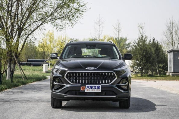 Test kompaktnega mestnega križanca JAC S7