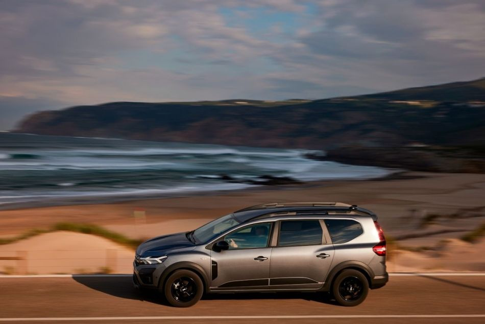Dacia Jogger: pregled posodobljenega kompaktnega enoprostorca