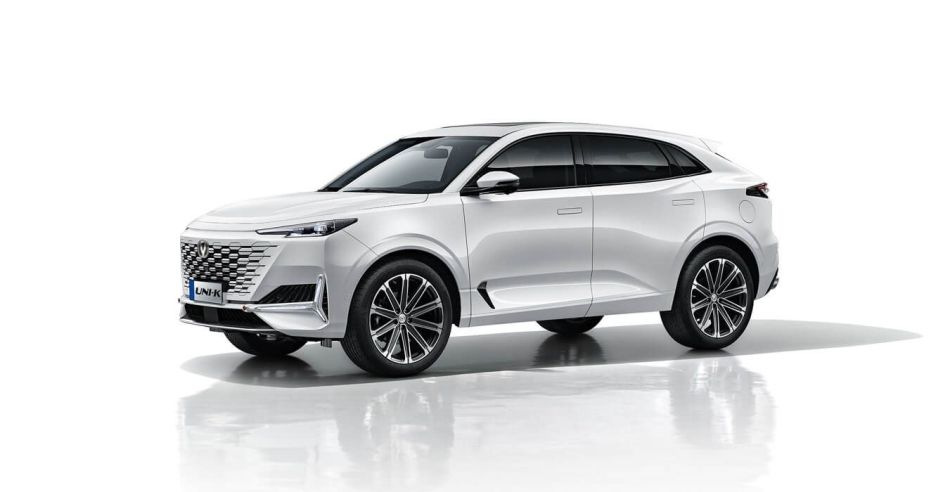Changan UNI-K: eleganten in zmogljiv crossover iz Kitajske