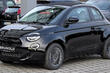 Fiat 500e Cabrio: stilski električni kabriolet za mesto fotografija 3