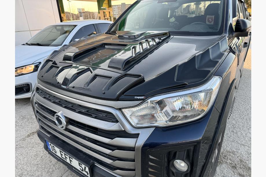 SsangYong Musso II 2018– Obloga pokrova motorja Dragon (ABS) Image