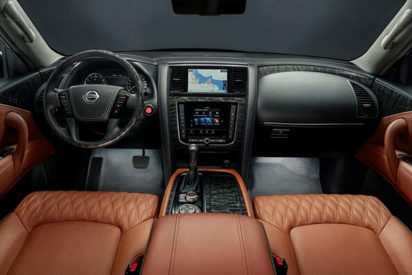 Nissan Patrol Y62: pregled legendarnega terenca 6. generacije Fotografija 4