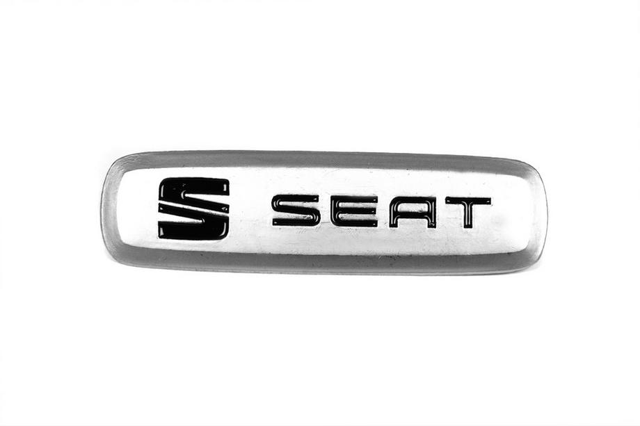 Seat Aluminijasta značka za avtomobilske preproge (1 kos) Image