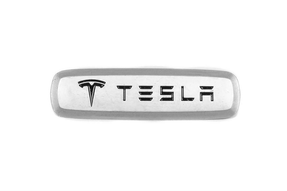 Tesla Aluminijasta značka za avtomobilske preproge (1 kos) Image