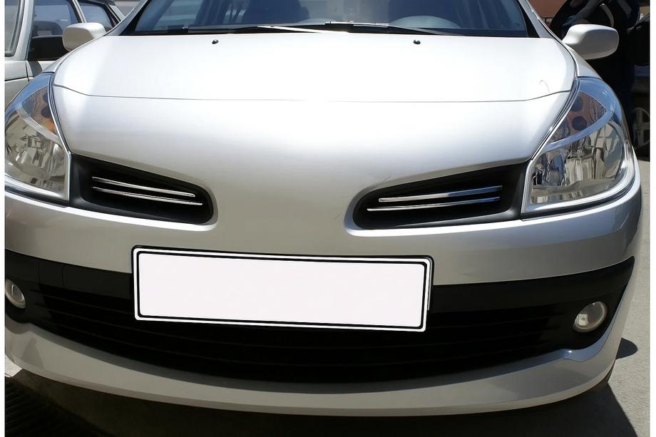 Renault Clio III 2005–2012 Okrasne letvice za rešetko (4 kosi, nerjaveče jeklo) Image