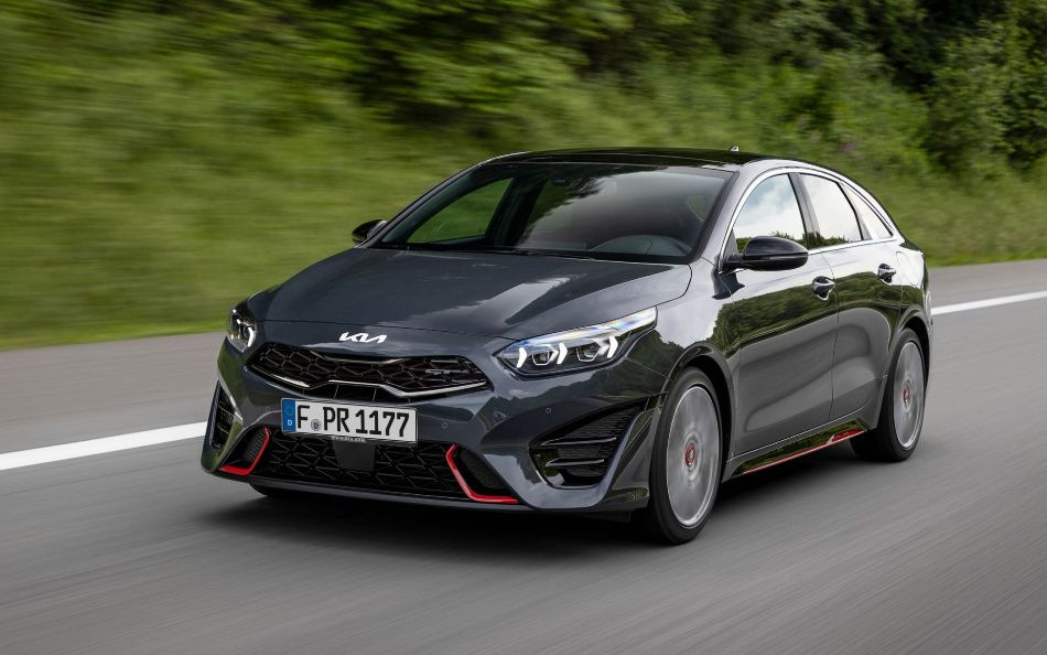 Test posodobljenega športnega karavana KIA ProCeed GT