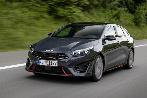 Test posodobljenega športnega karavana KIA ProCeed GT