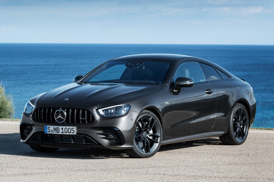 Mercedes-Benz E-Class Coupe (C238): pregled nemškega premijskega kupeja