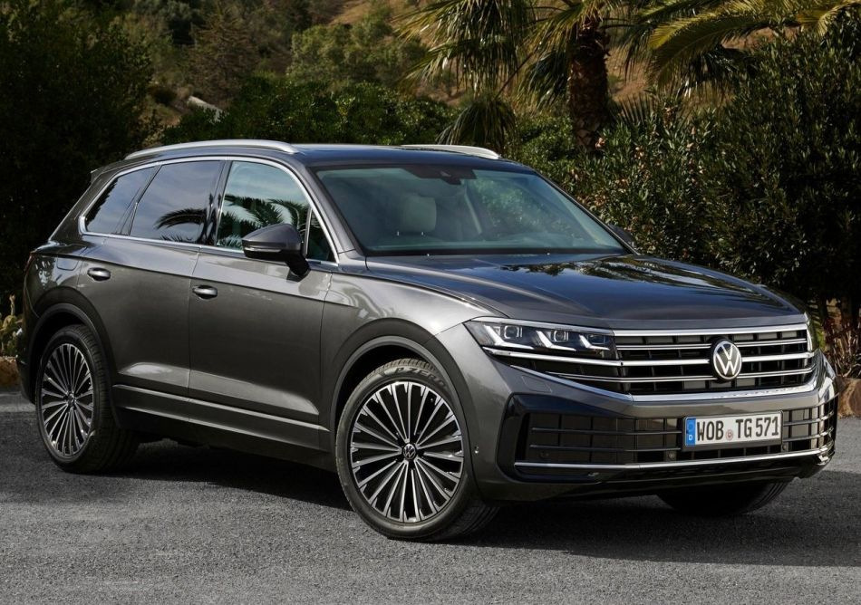 Volkswagen Touareg: posodobljeni križanec je še bolj izpopolnjen