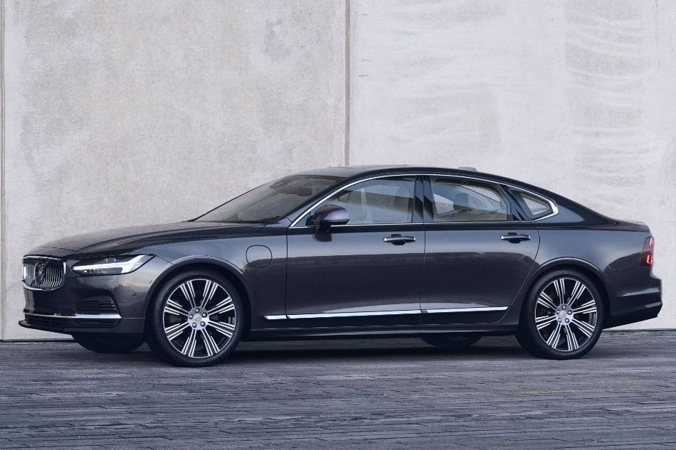 Test posodobljene premium limuzine Volvo S90